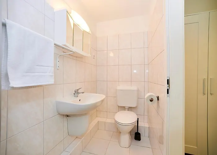 Bearlin - Center East Gasthuis 3*