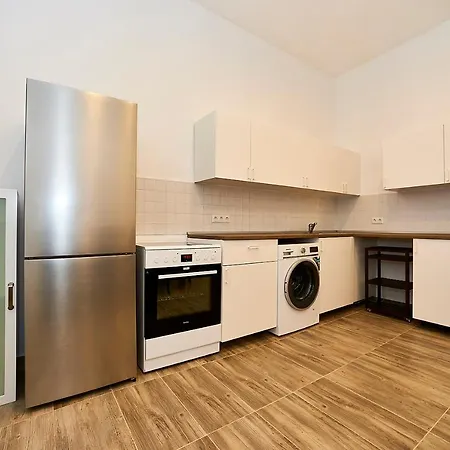 Bearlin - Center East 3* Berlín