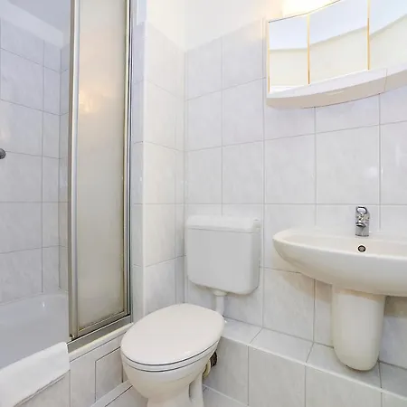 Bearlin - Center East