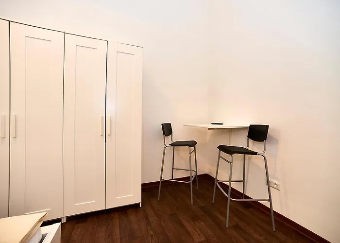 Bearlin - Center East